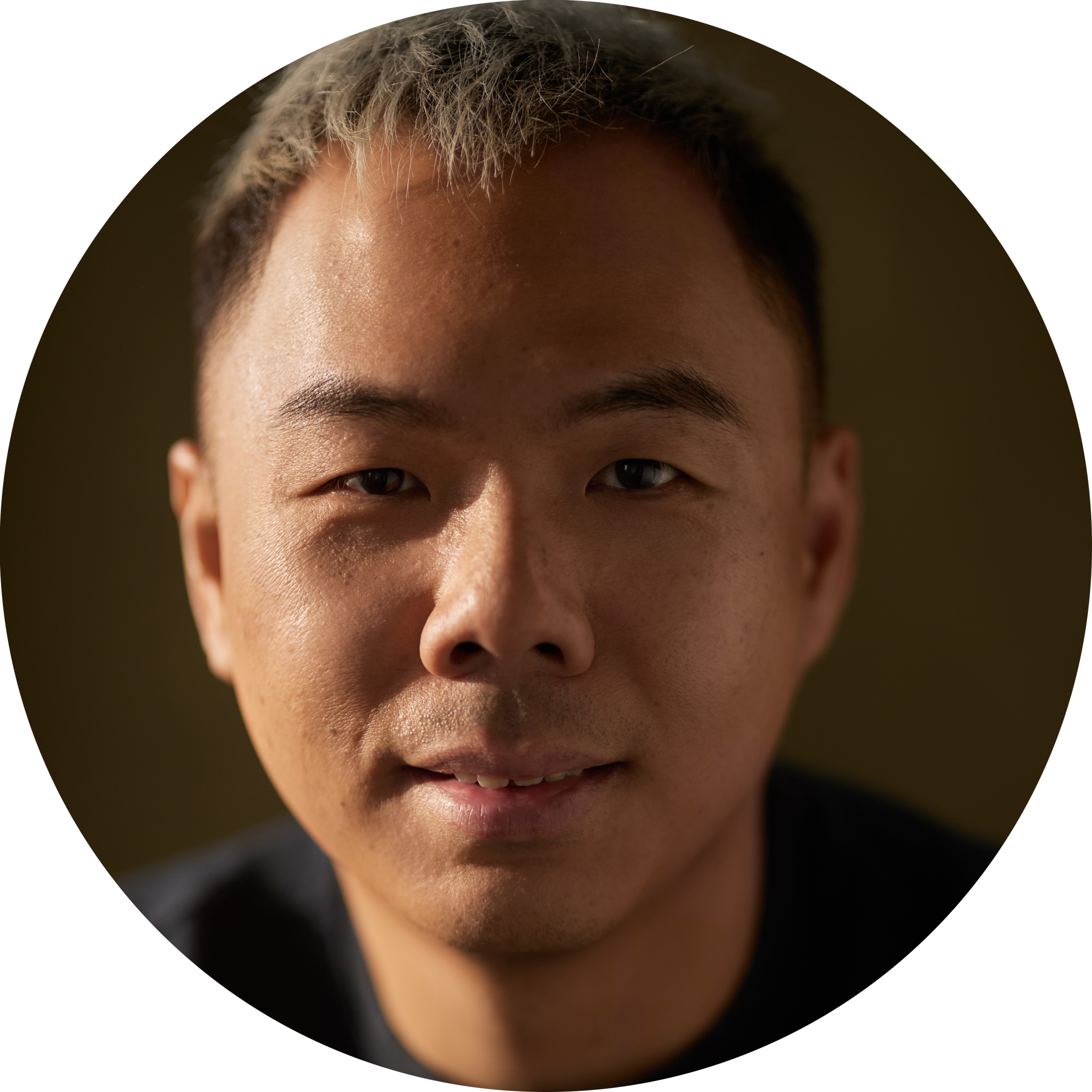 Headshot_Derrick Chew 2